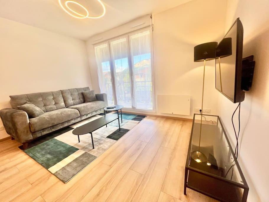 T3 Carducci Terrasse Apartment Бонвил Екстериор снимка